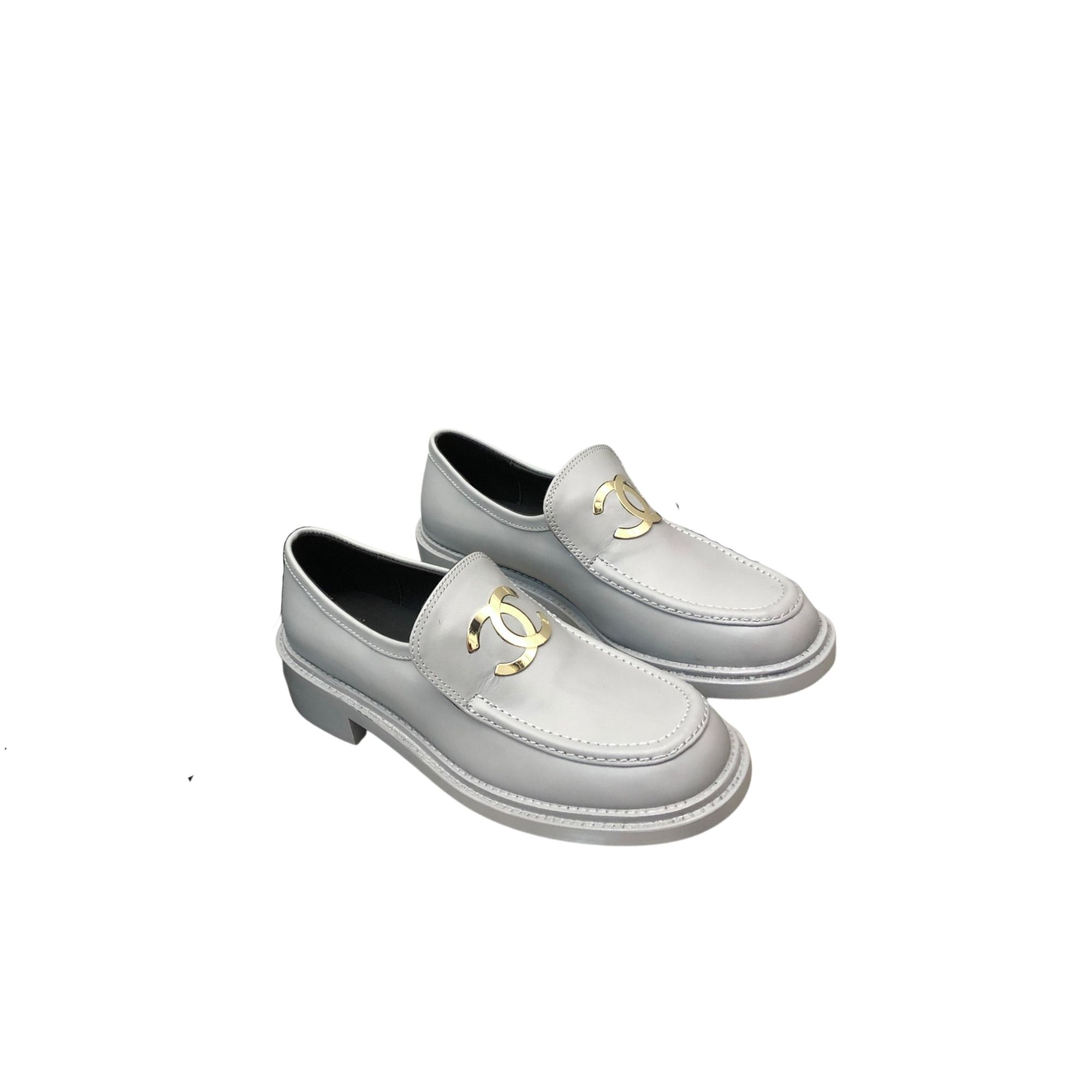 CHANEL LOAFERS GREY G39000