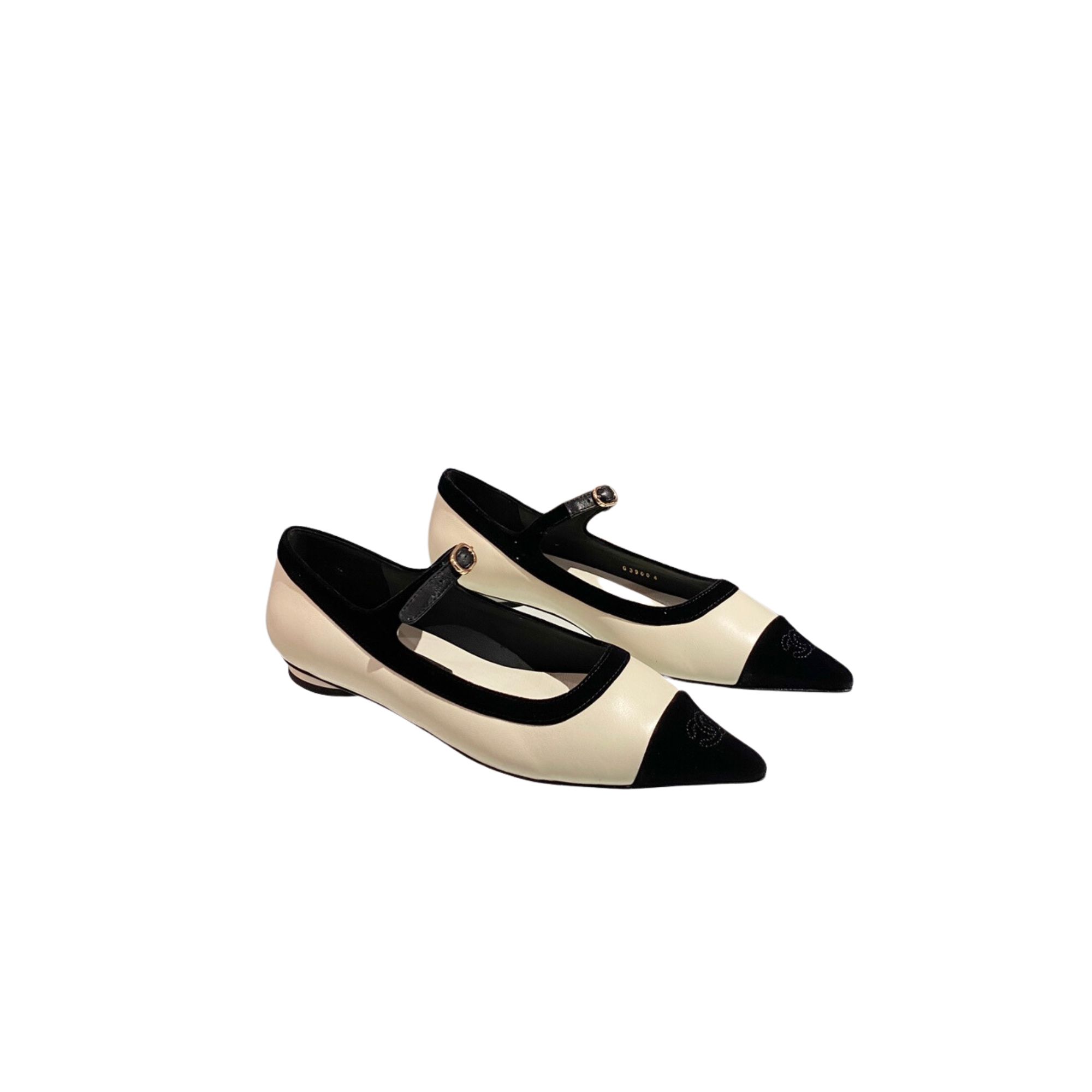 CHANEL BALLERINAS WHITE G31318