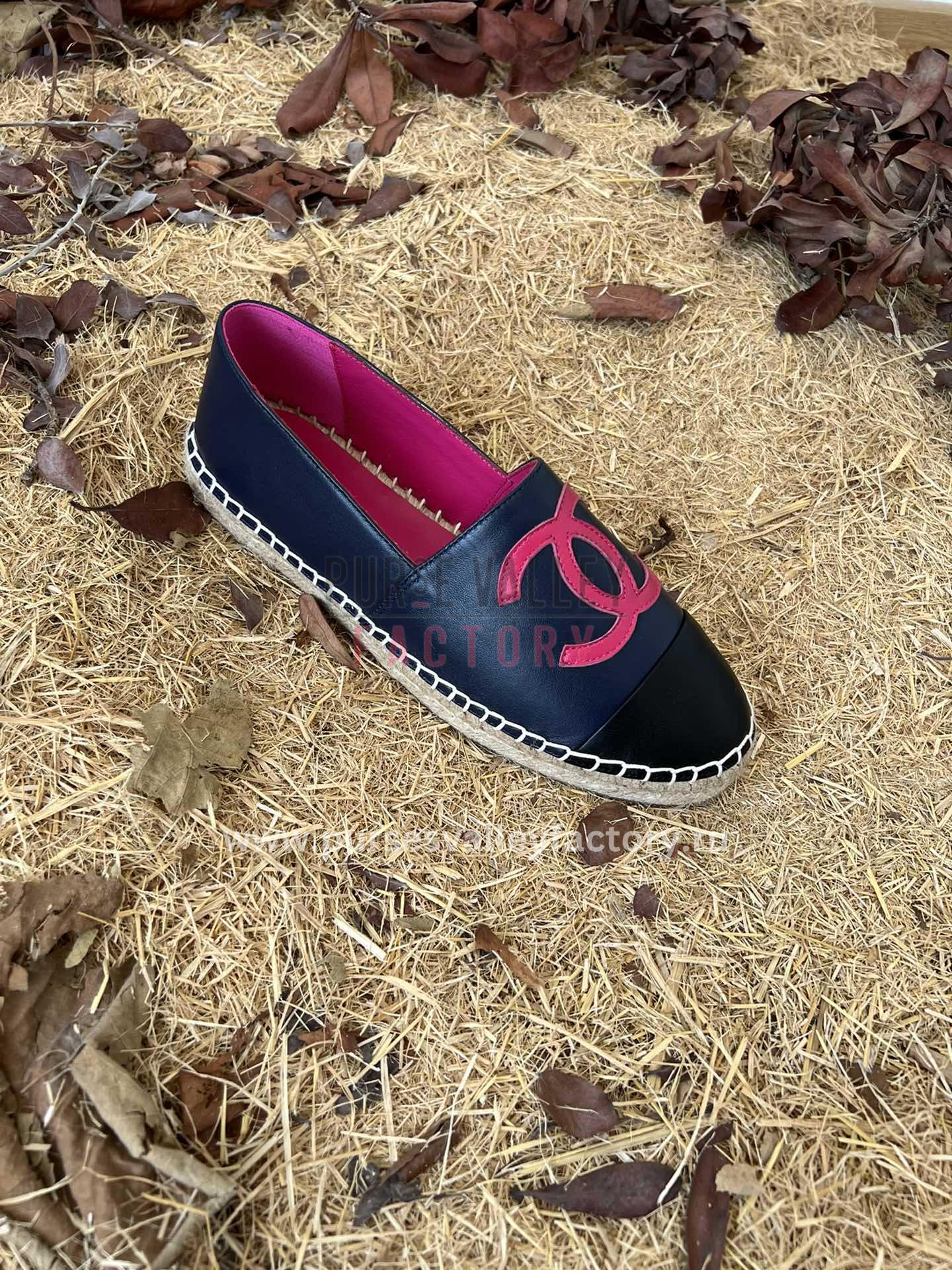 PVF_140923_CHANEL_-sandals_and_espadrilles-1-6