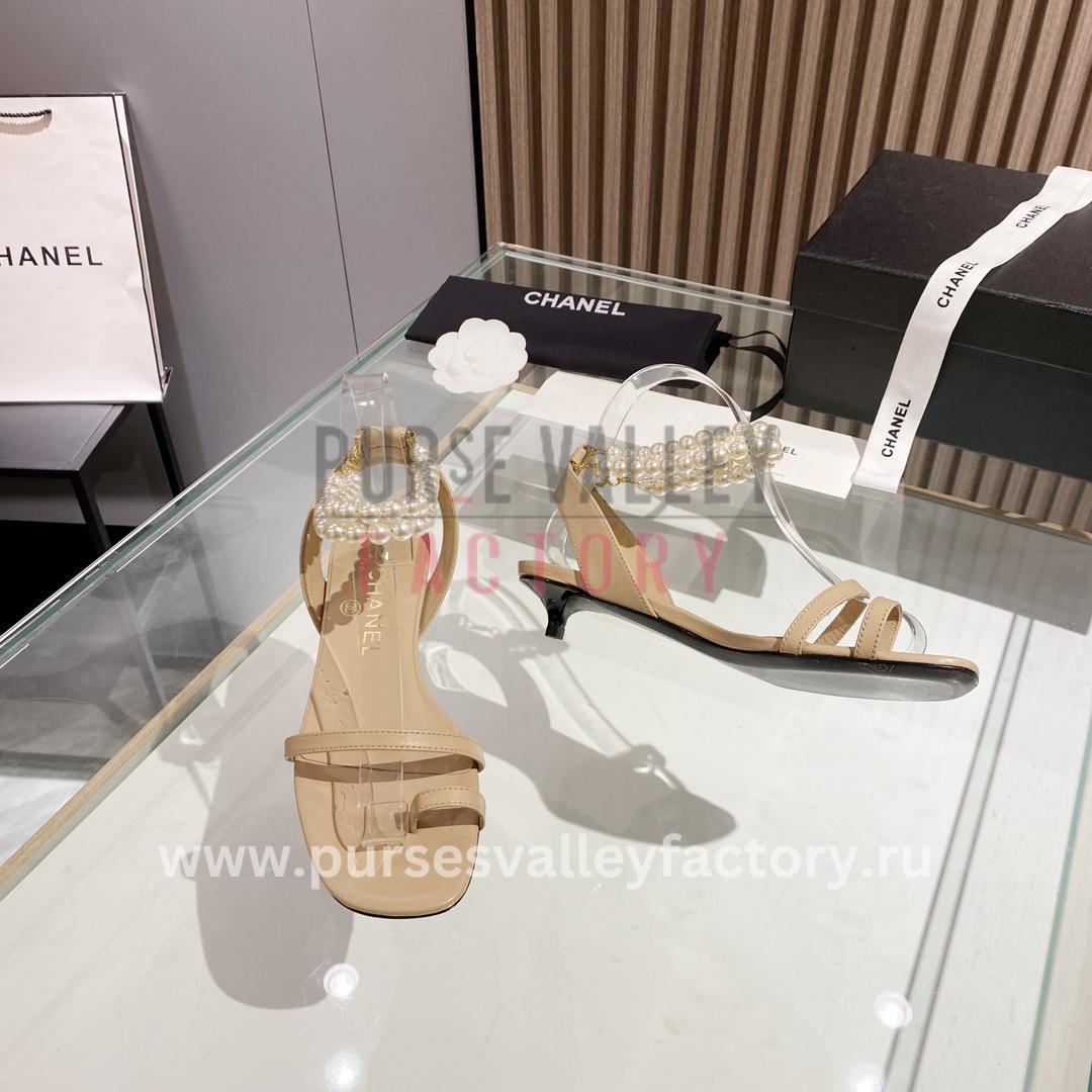 PVF_140923_CHANEL_-sandals_and_espadrilles-15-6