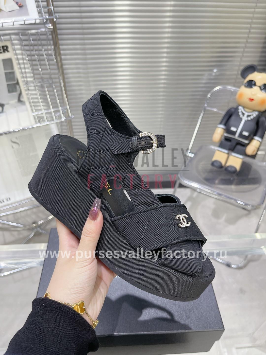 PVF_140923_CHANEL_-sandals_and_espadrilles-36-4