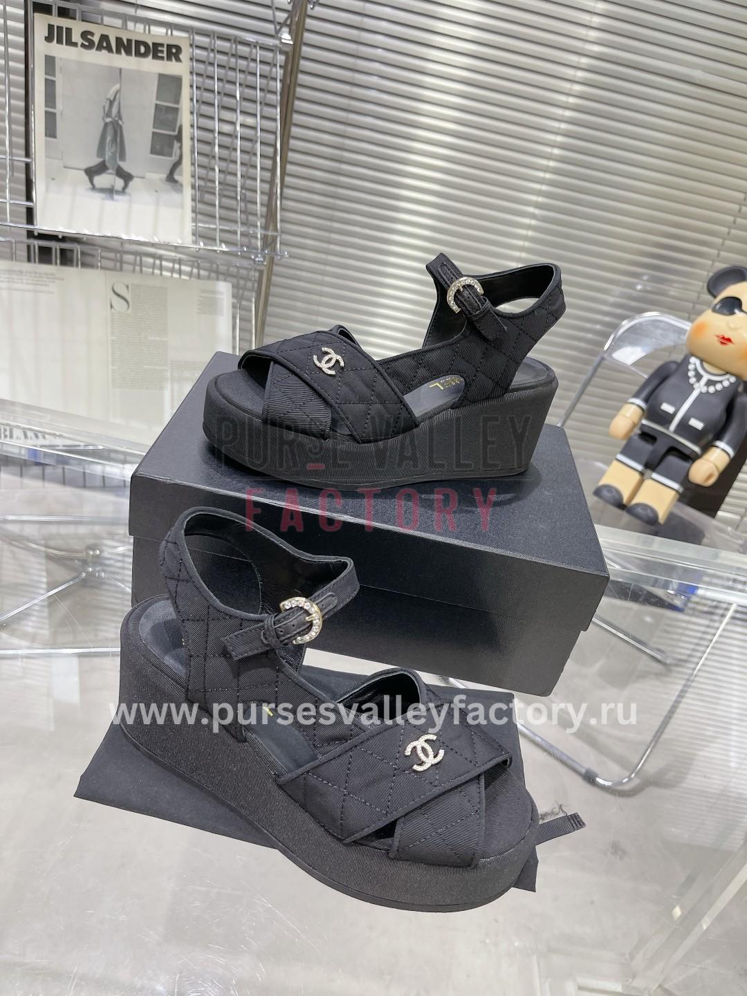 PVF_140923_CHANEL_-sandals_and_espadrilles-36-5