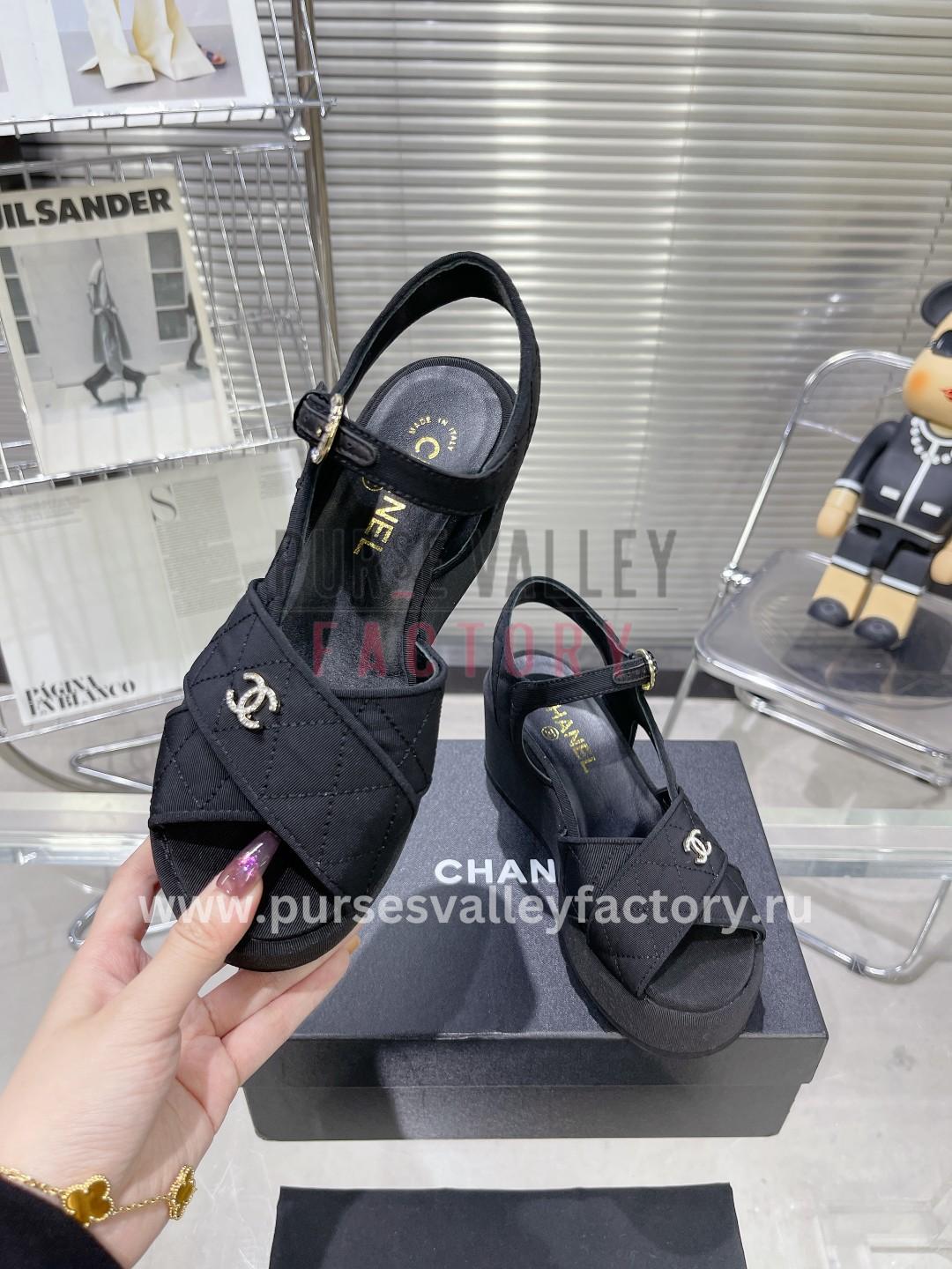 PVF_140923_CHANEL_-sandals_and_espadrilles-36-6