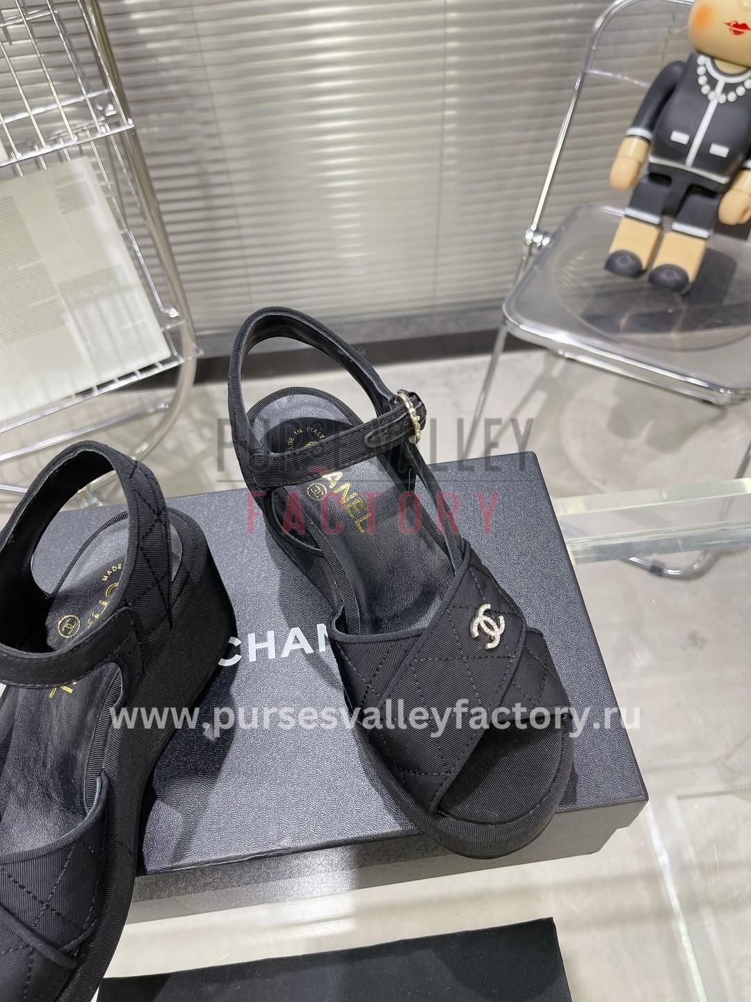 PVF_140923_CHANEL_-sandals_and_espadrilles-36-7