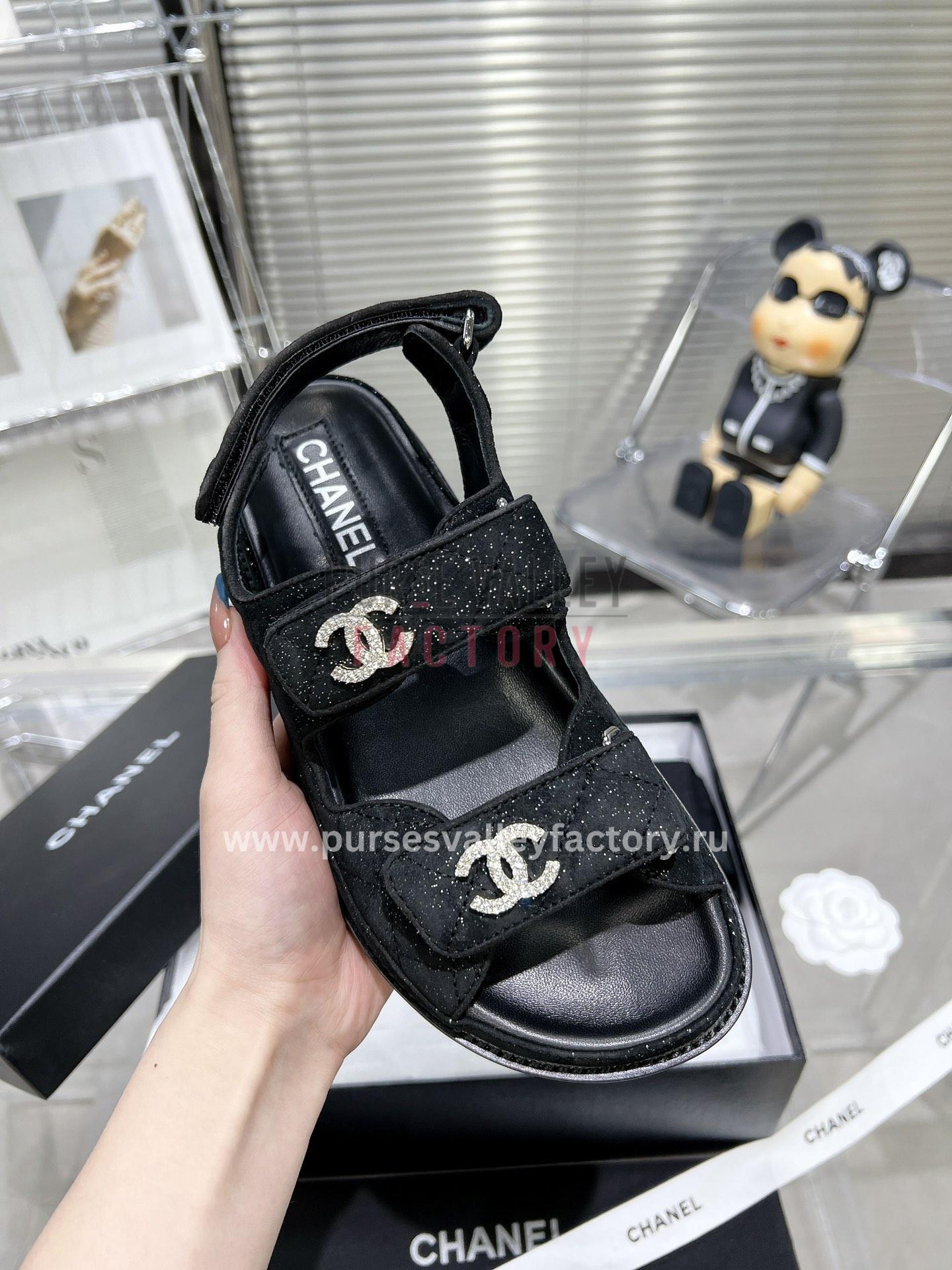 PVF_140923_CHANEL_-sandals_and_espadrilles-40-4