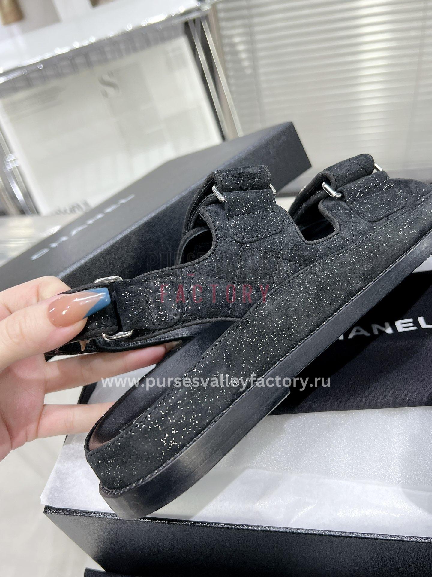 PVF_140923_CHANEL_-sandals_and_espadrilles-40-9