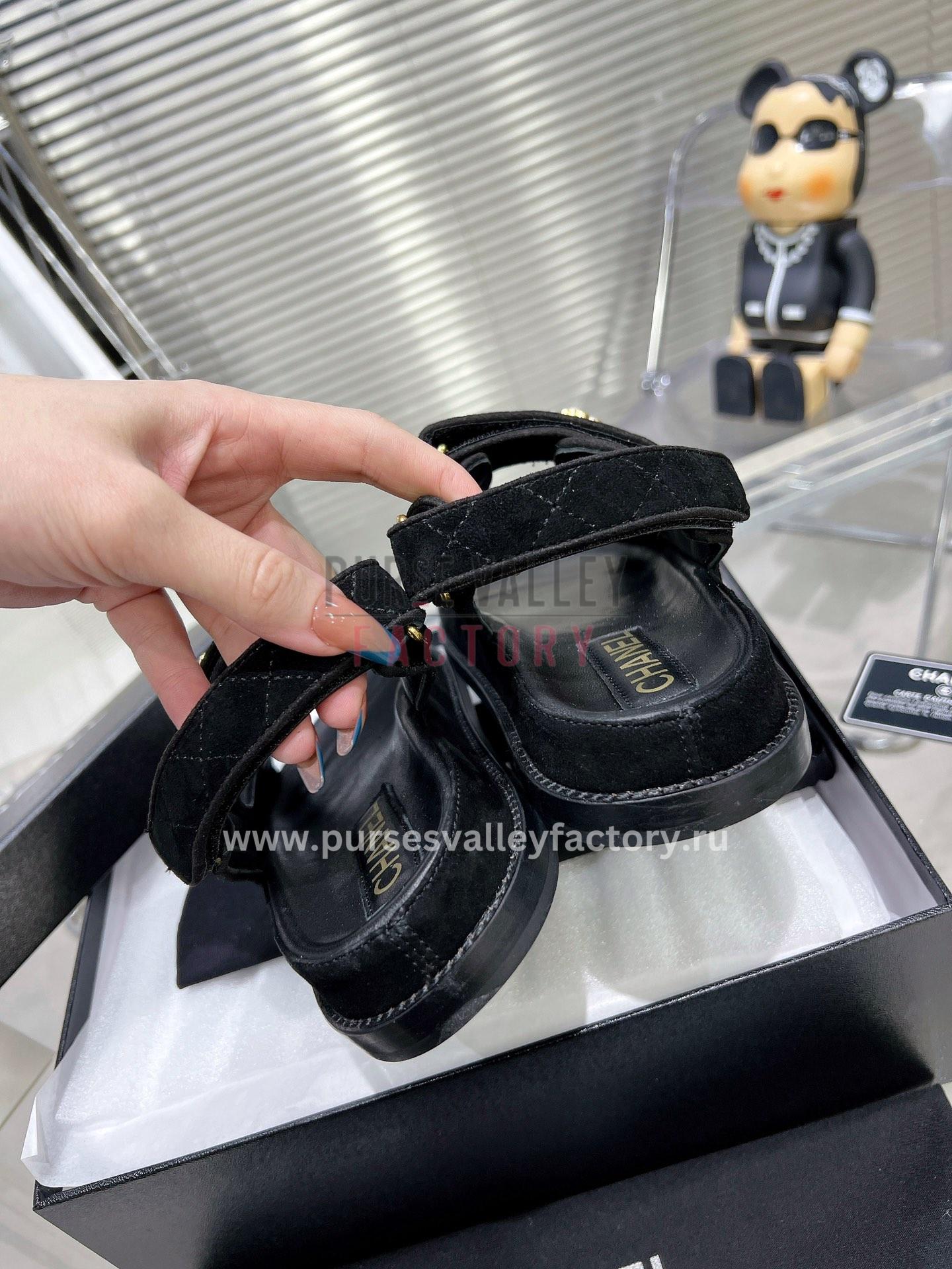 PVF_140923_CHANEL_-sandals_and_espadrilles-42-7