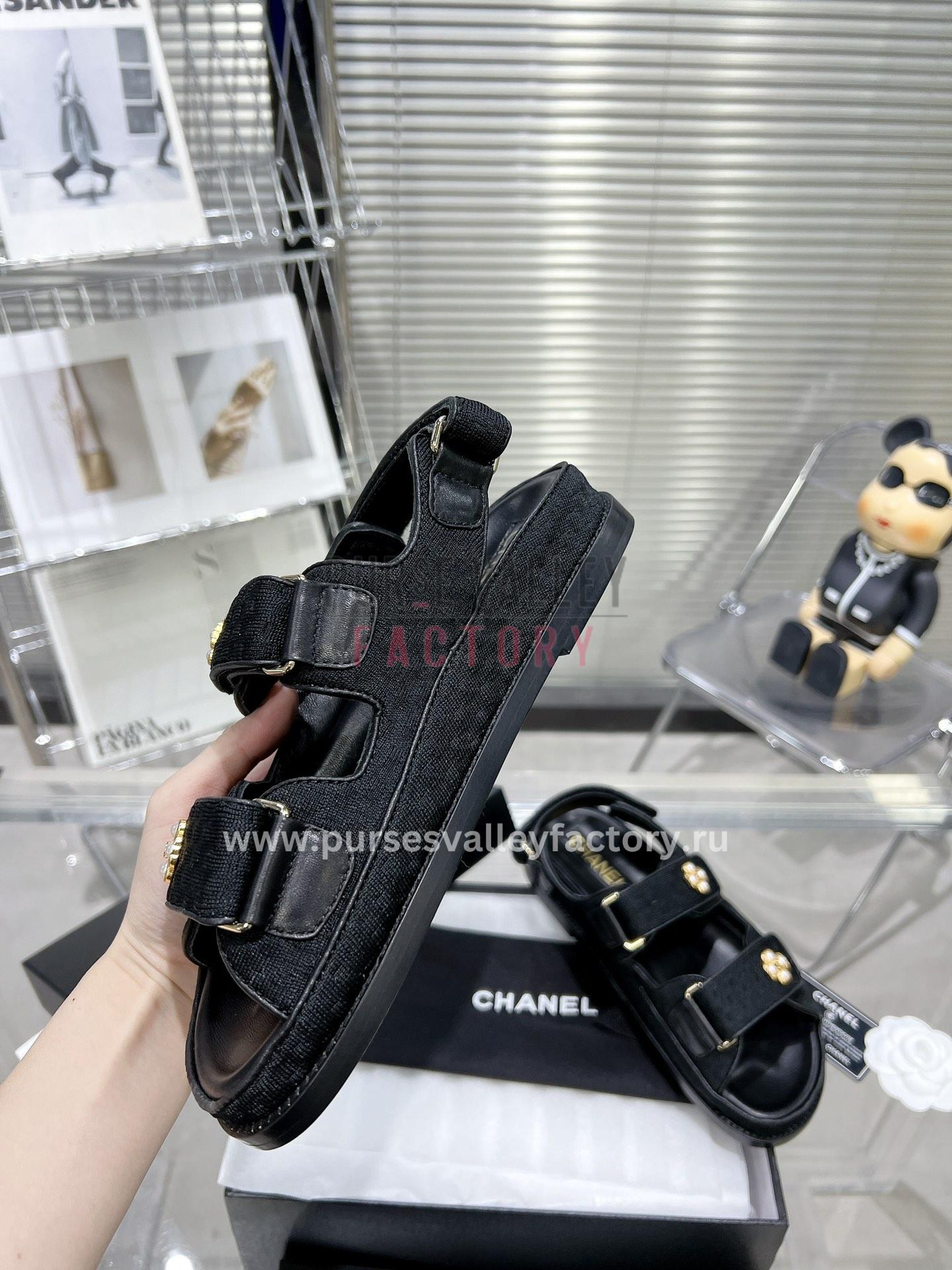 PVF_140923_CHANEL_-sandals_and_espadrilles-43-6