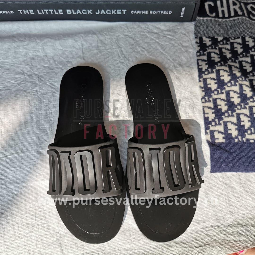 PVF_140923_CHRISTIAN_DIOR_-mules_and_slides-d2-8