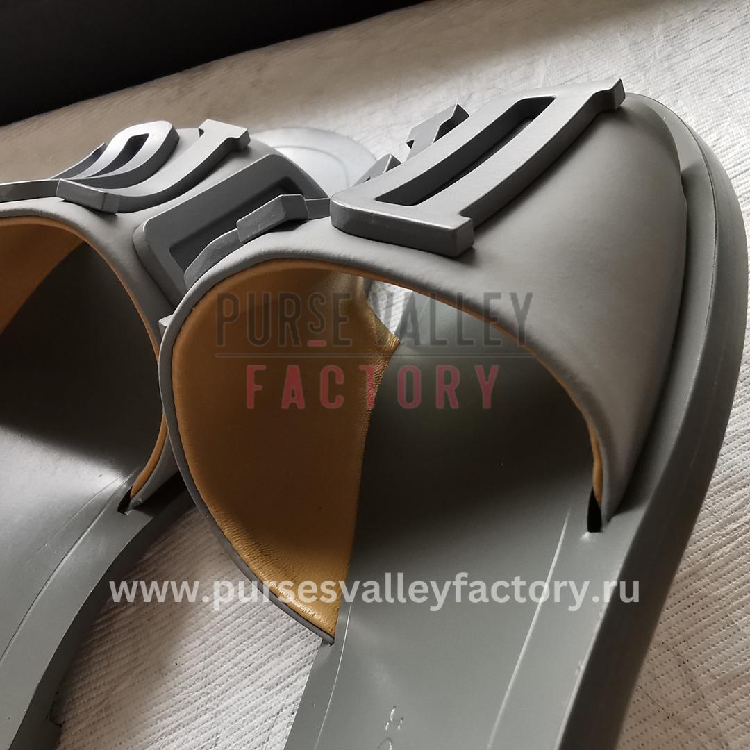 PVF_140923_CHRISTIAN_DIOR_-mules_and_slides-d4-7