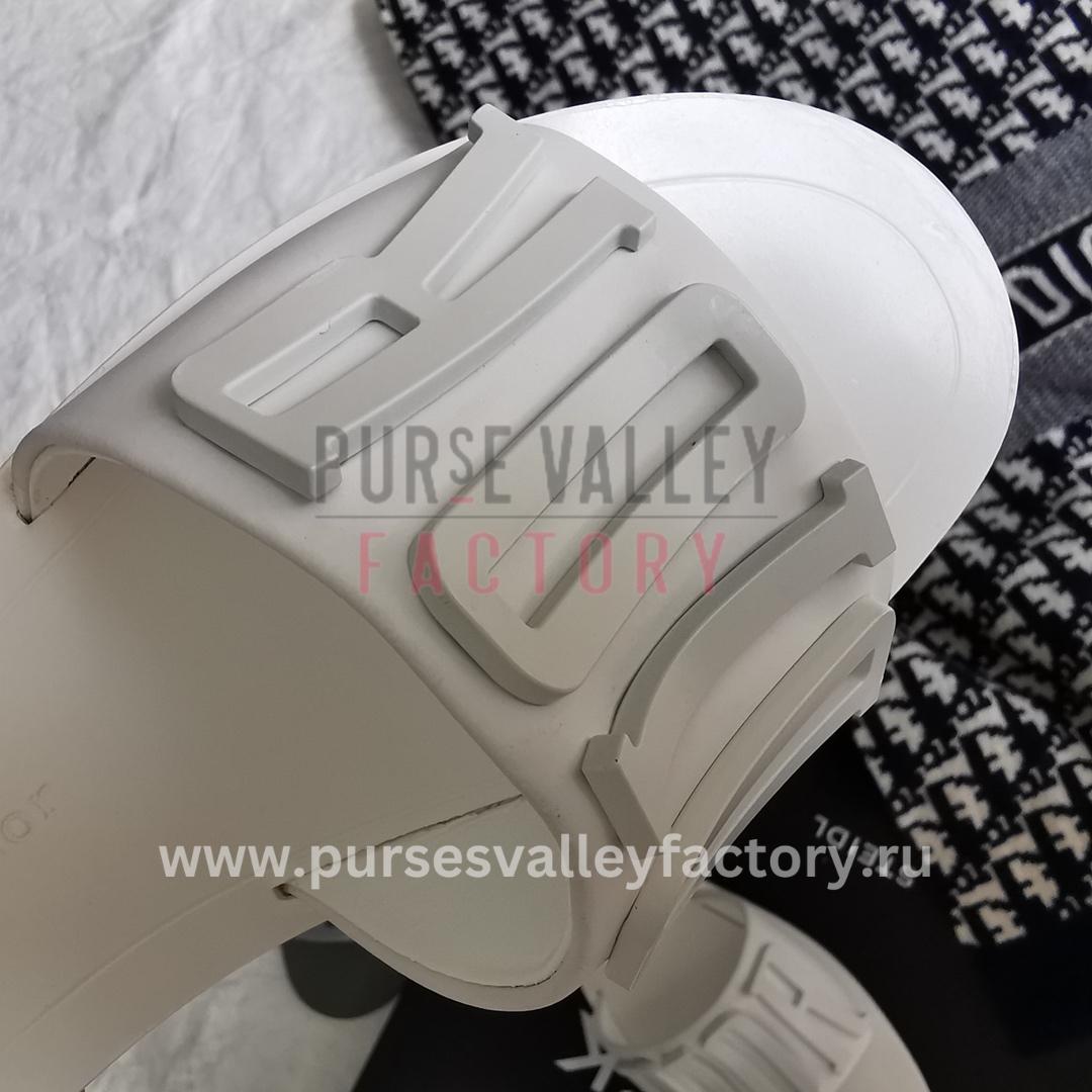 PVF_140923_CHRISTIAN_DIOR_-mules_and_slides-d5-3