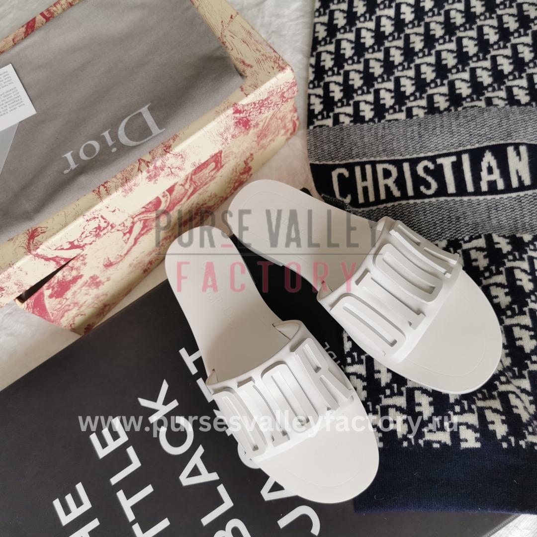 PVF_140923_CHRISTIAN_DIOR_-mules_and_slides-d5-9