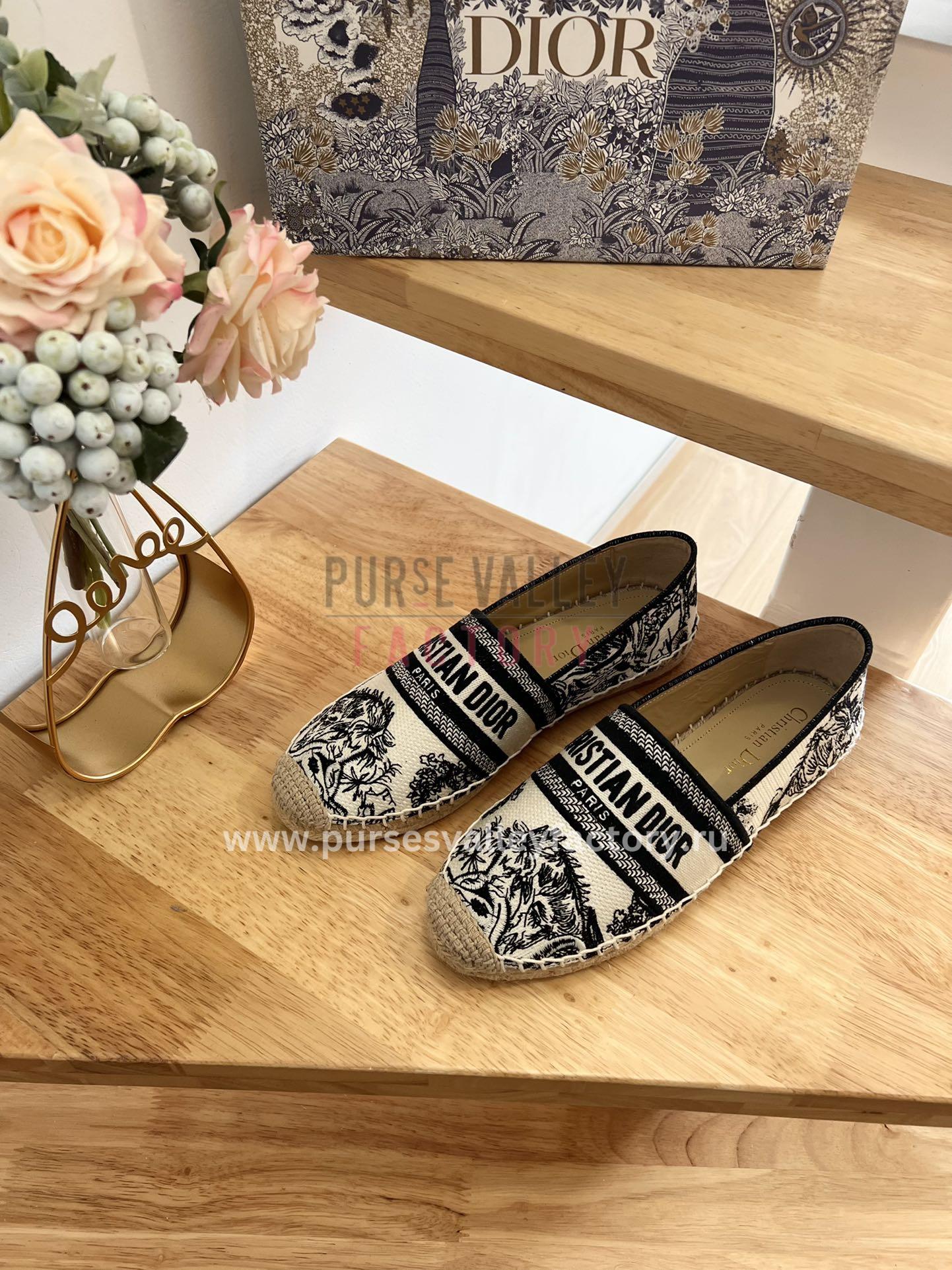 PVF_140923_CHRISTIAN_DIOR_-sandals_and_espadrilles-13-8