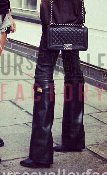 PVF_140923_GIVENCHY_-boots-1-6