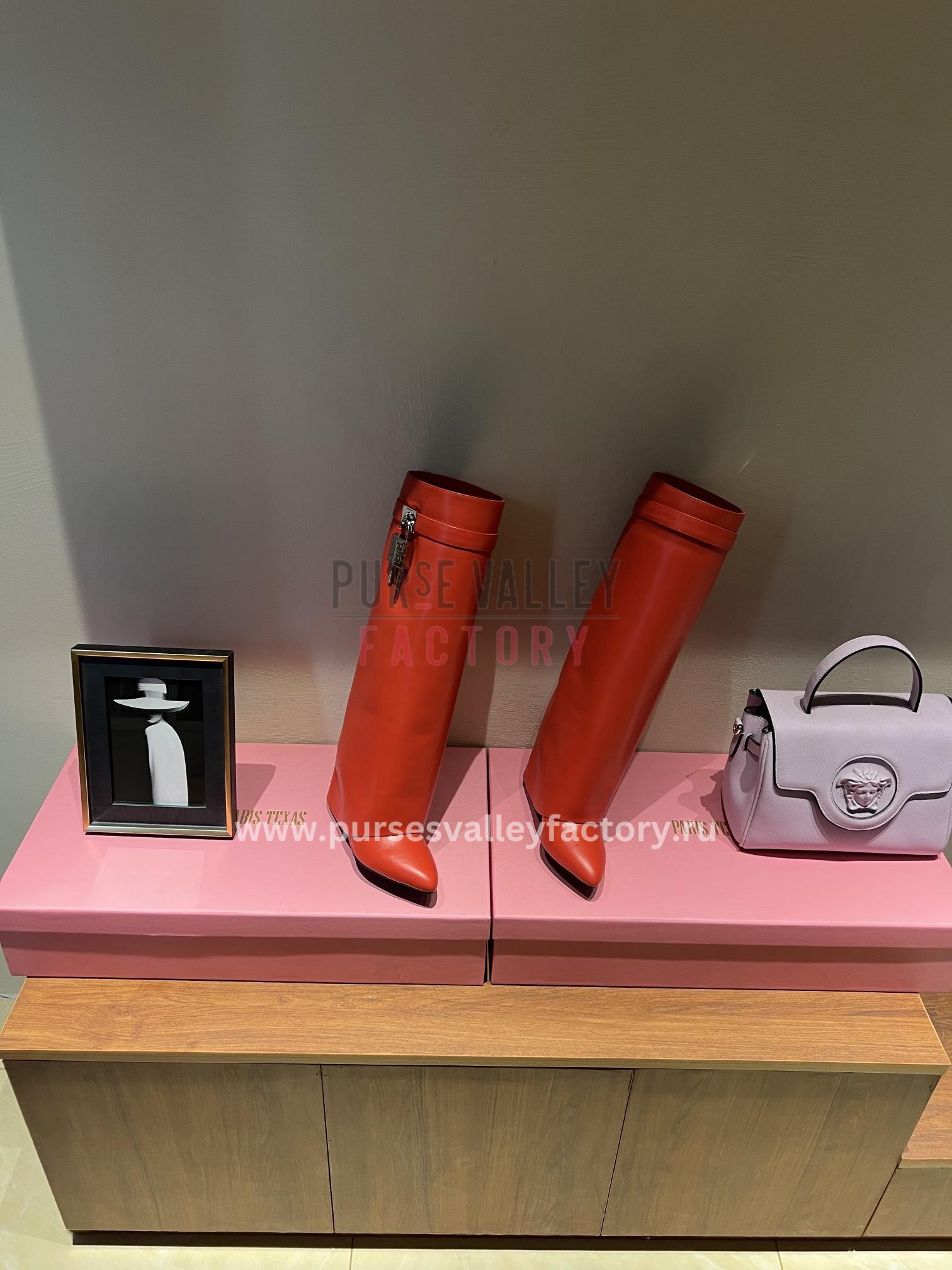 PVF_140923_GIVENCHY_-boots-5-2