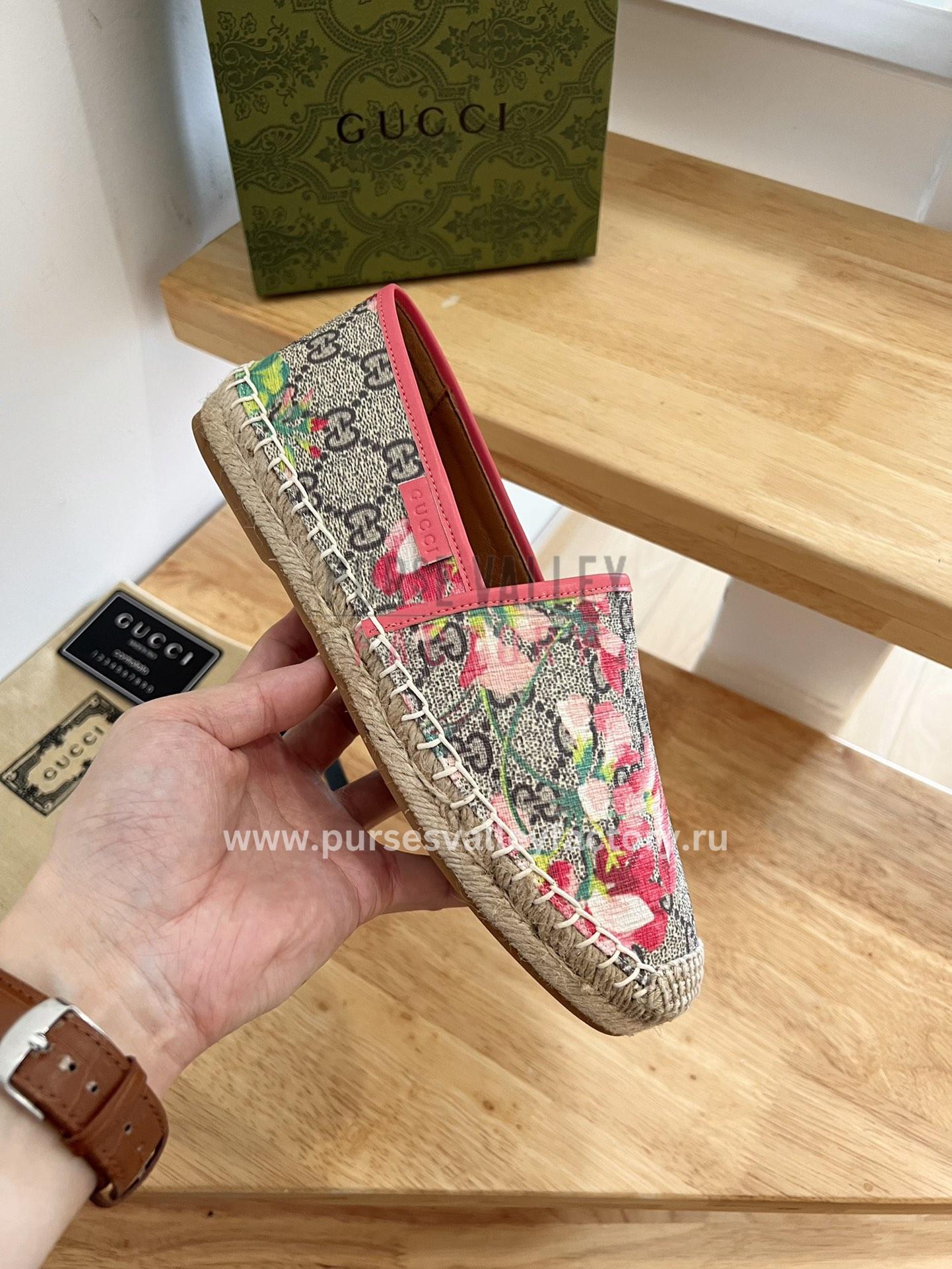 PVF_140923_GUCCI_-sandals_and_espadrilles-4-5