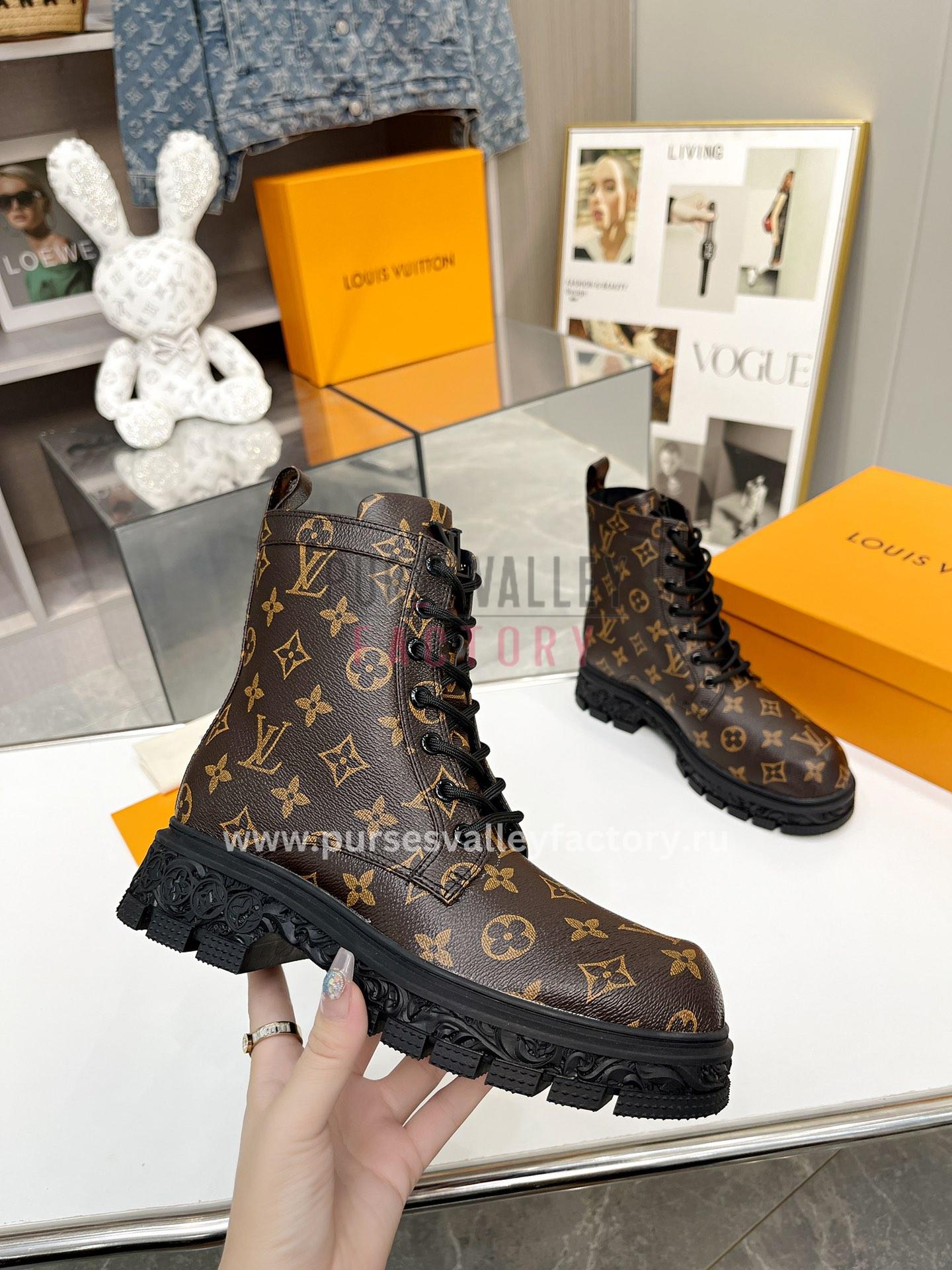 PVF_140923_LOUIS_VUITTON_-boots-30-7