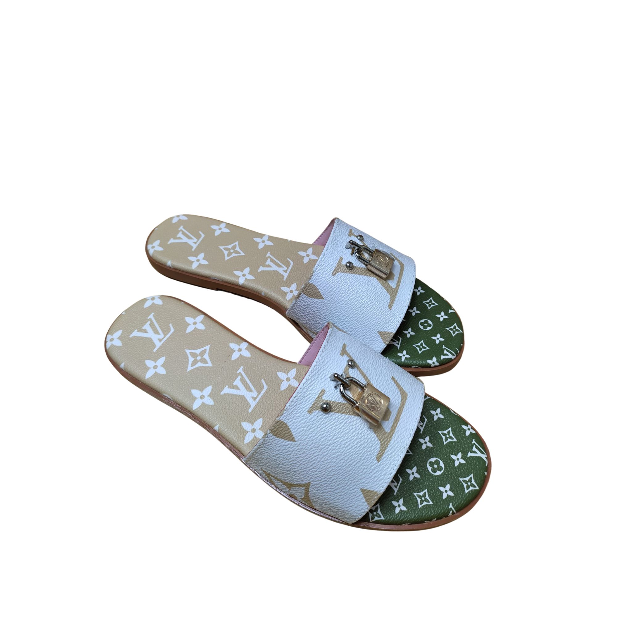 LOUIS VUITTON MULE PLATE LOCK IT WHITE AND GREEN 1A64MN