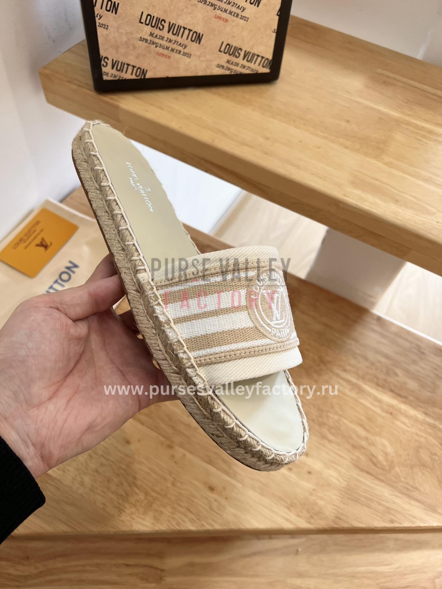 PVF_140923_LOUIS_VUITTON_-mules_and_slides-4-5