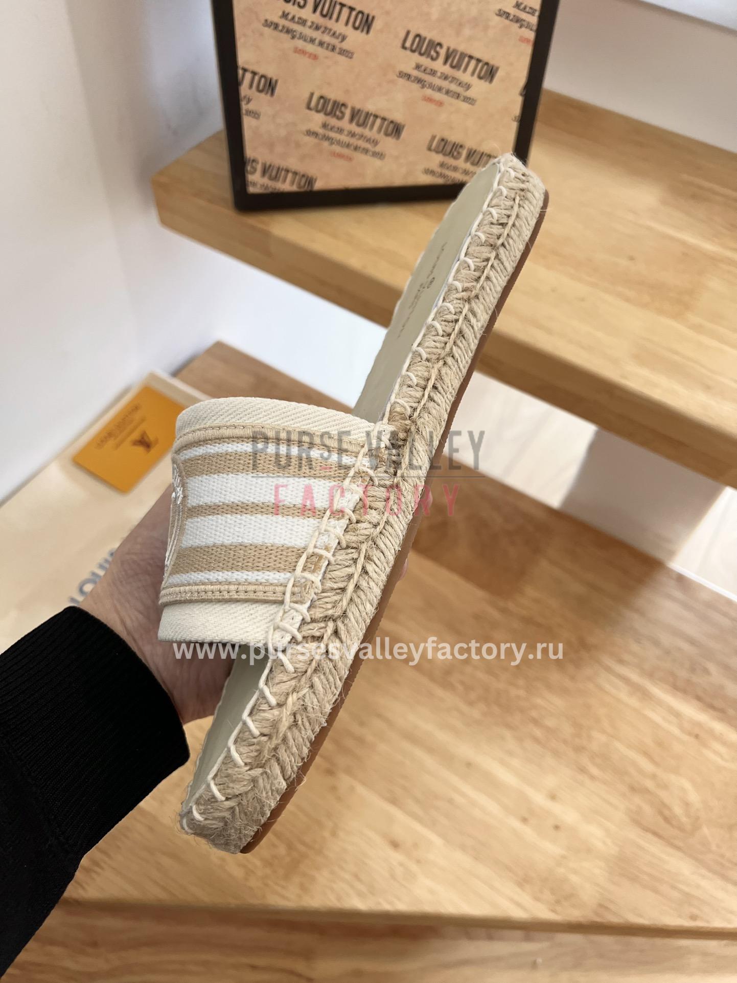 PVF_140923_LOUIS_VUITTON_-mules_and_slides-4-7