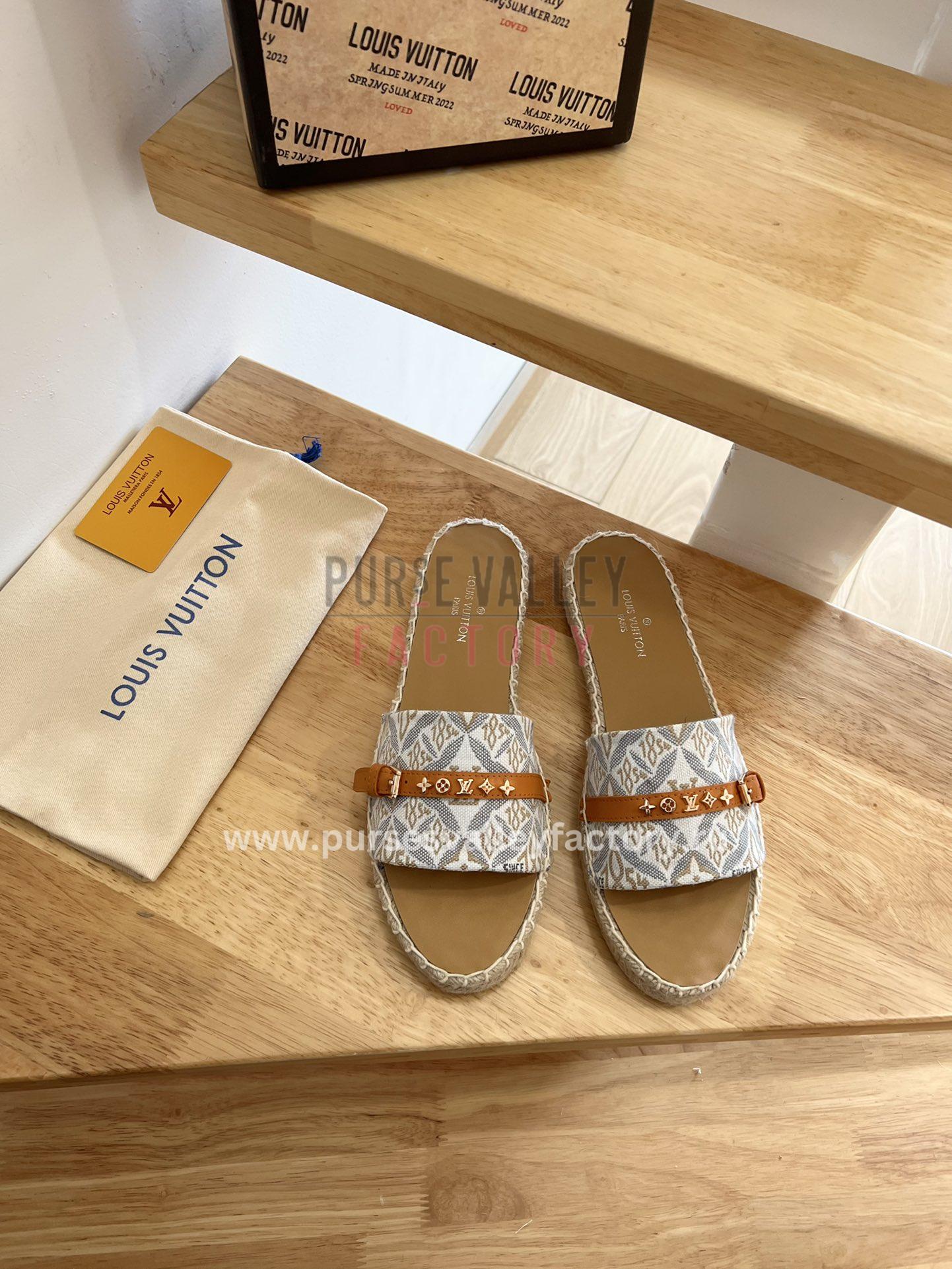 PVF_140923_LOUIS_VUITTON_-mules_and_slides-7-3