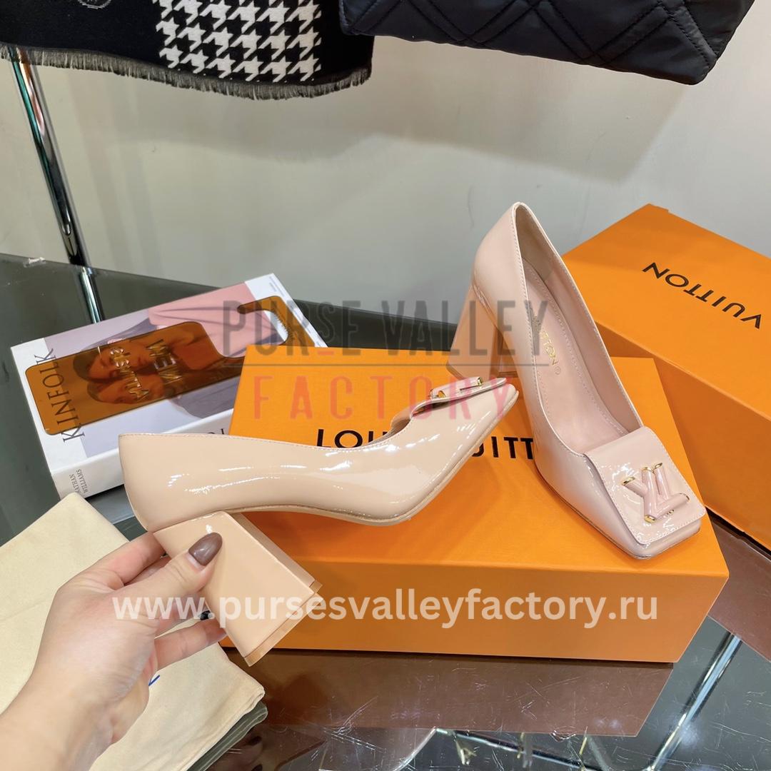 PVF_140923_LOUIS_VUITTON_-pumps-3-8