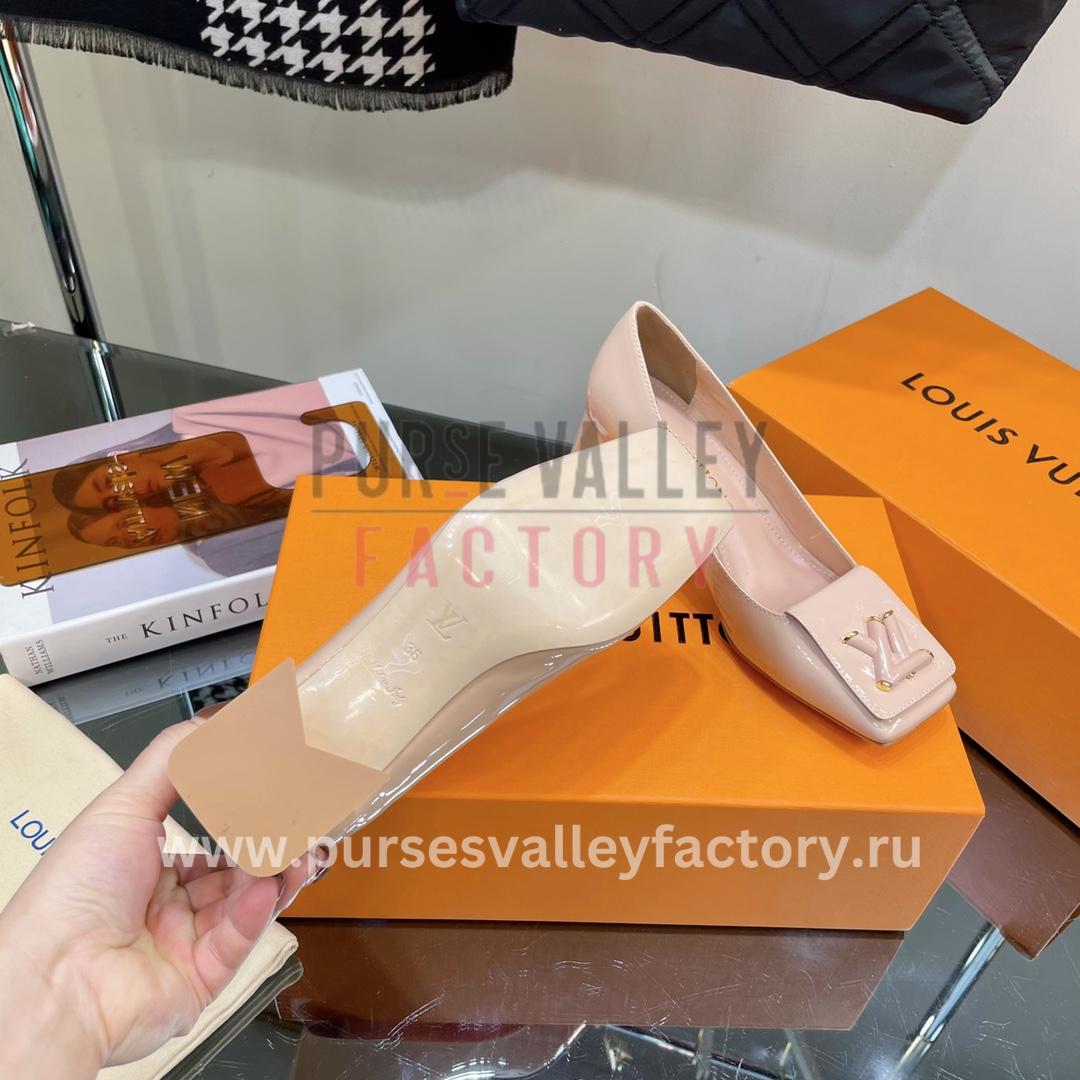 PVF_140923_LOUIS_VUITTON_-pumps-4-5