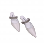 MANOLO BLAHNIK LUTARAFLAT WHITE 421-1156-0009