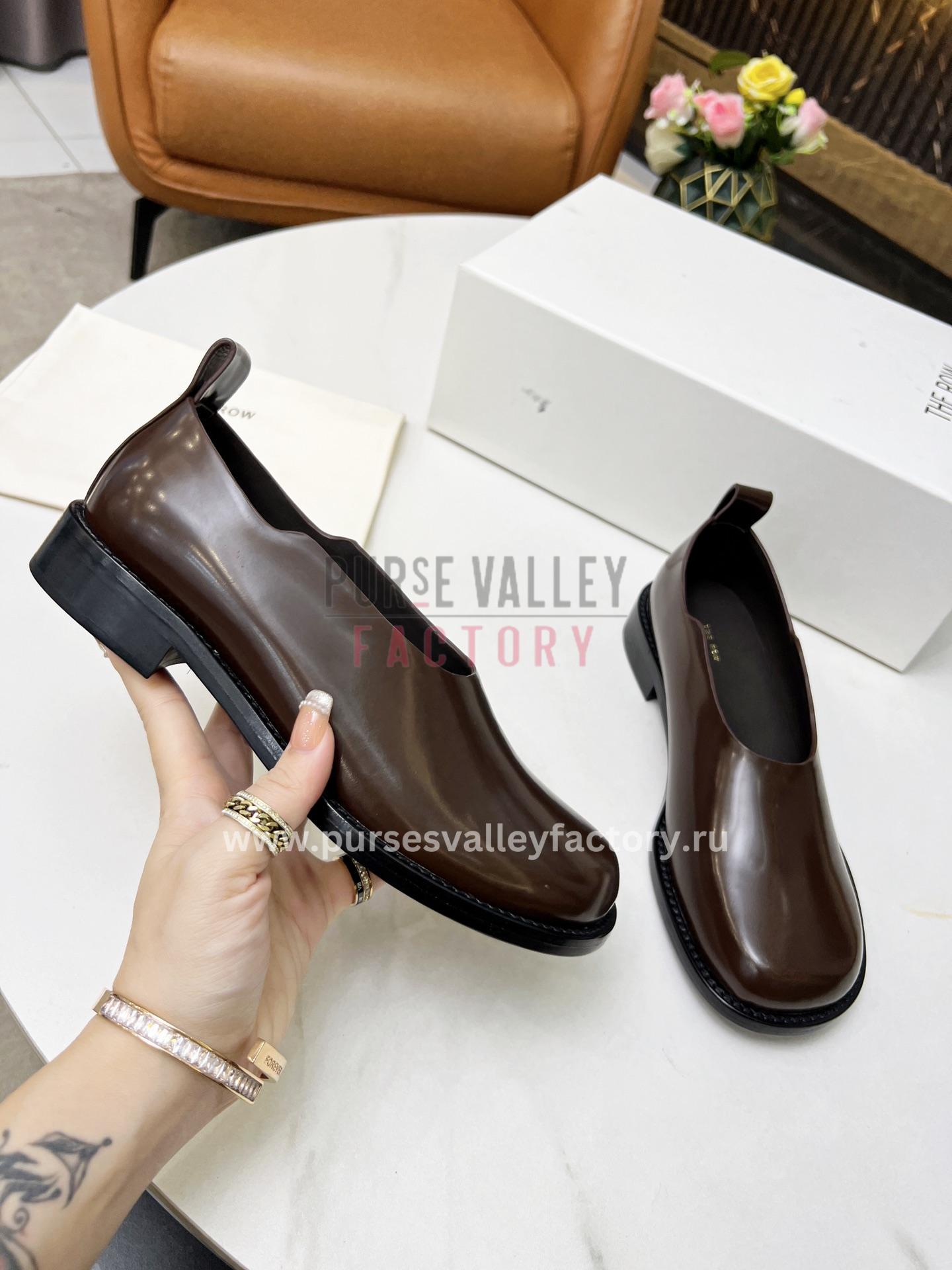 PVF_140923_THE_ROW_-loafers_and_ballerinas-1-7