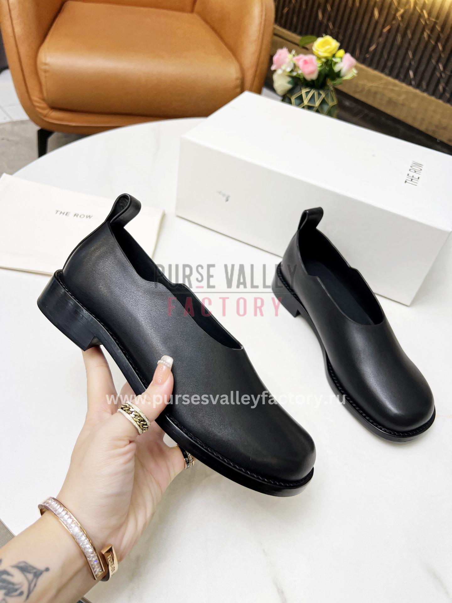PVF_140923_THE_ROW_-loafers_and_ballerinas-2-2