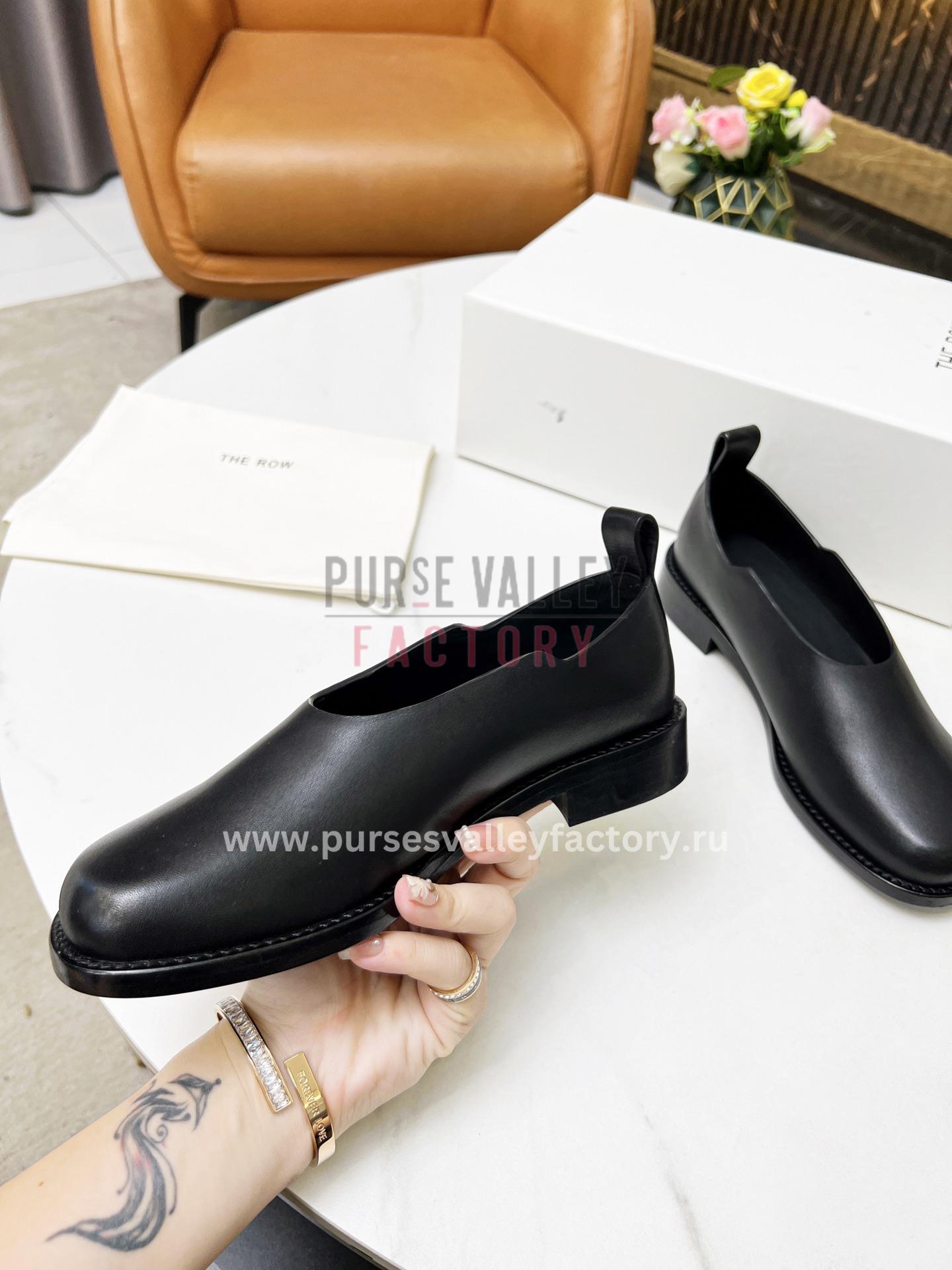 PVF_140923_THE_ROW_-loafers_and_ballerinas-2-3