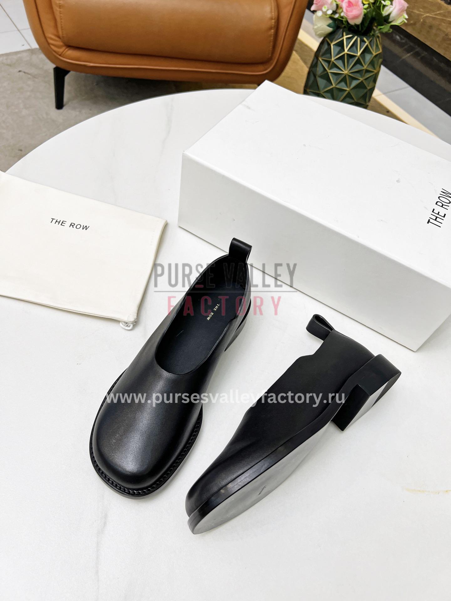 PVF_140923_THE_ROW_-loafers_and_ballerinas-2-8