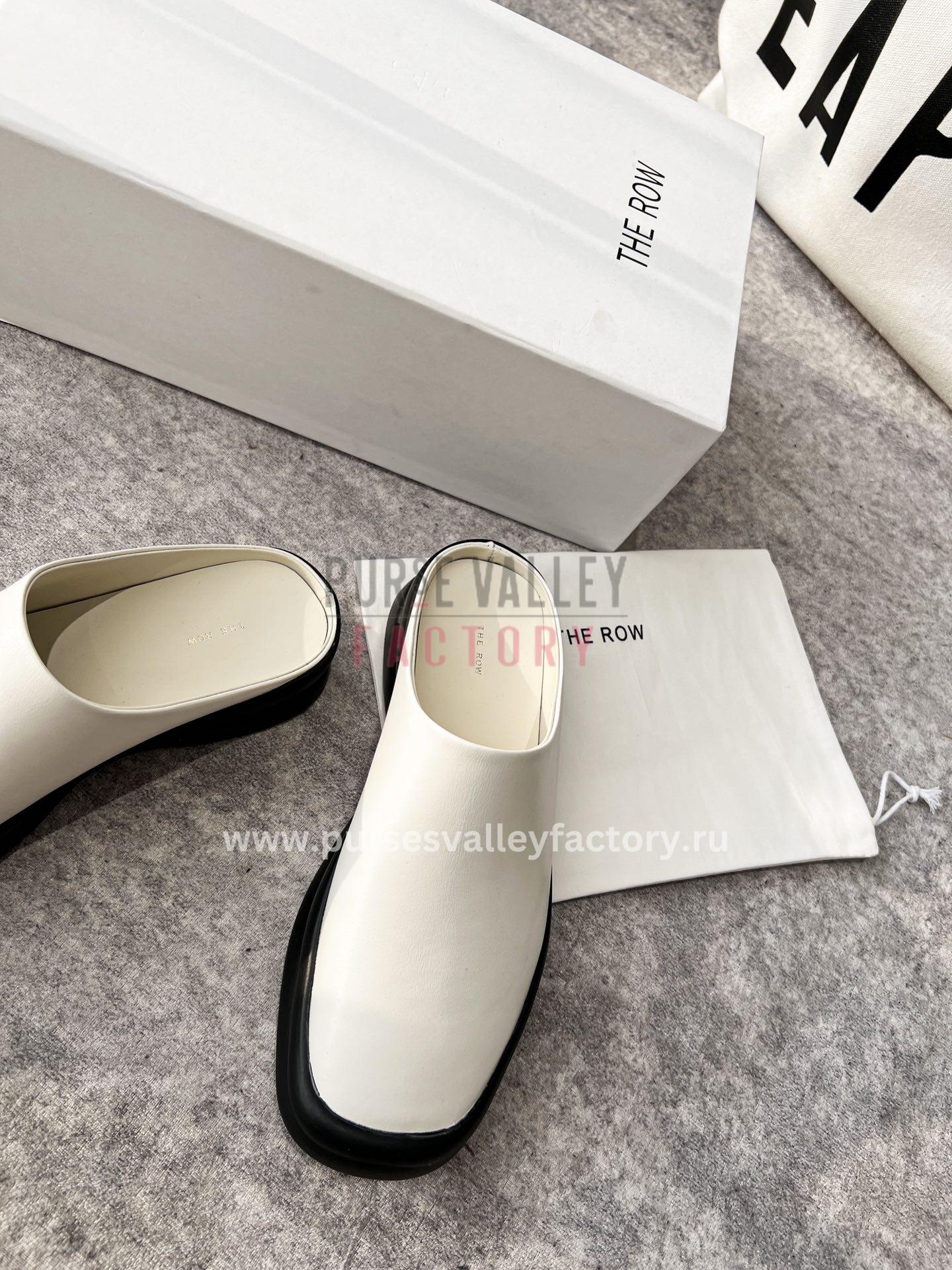 PVF_140923_THE_ROW_-mules_and_slides-1-4