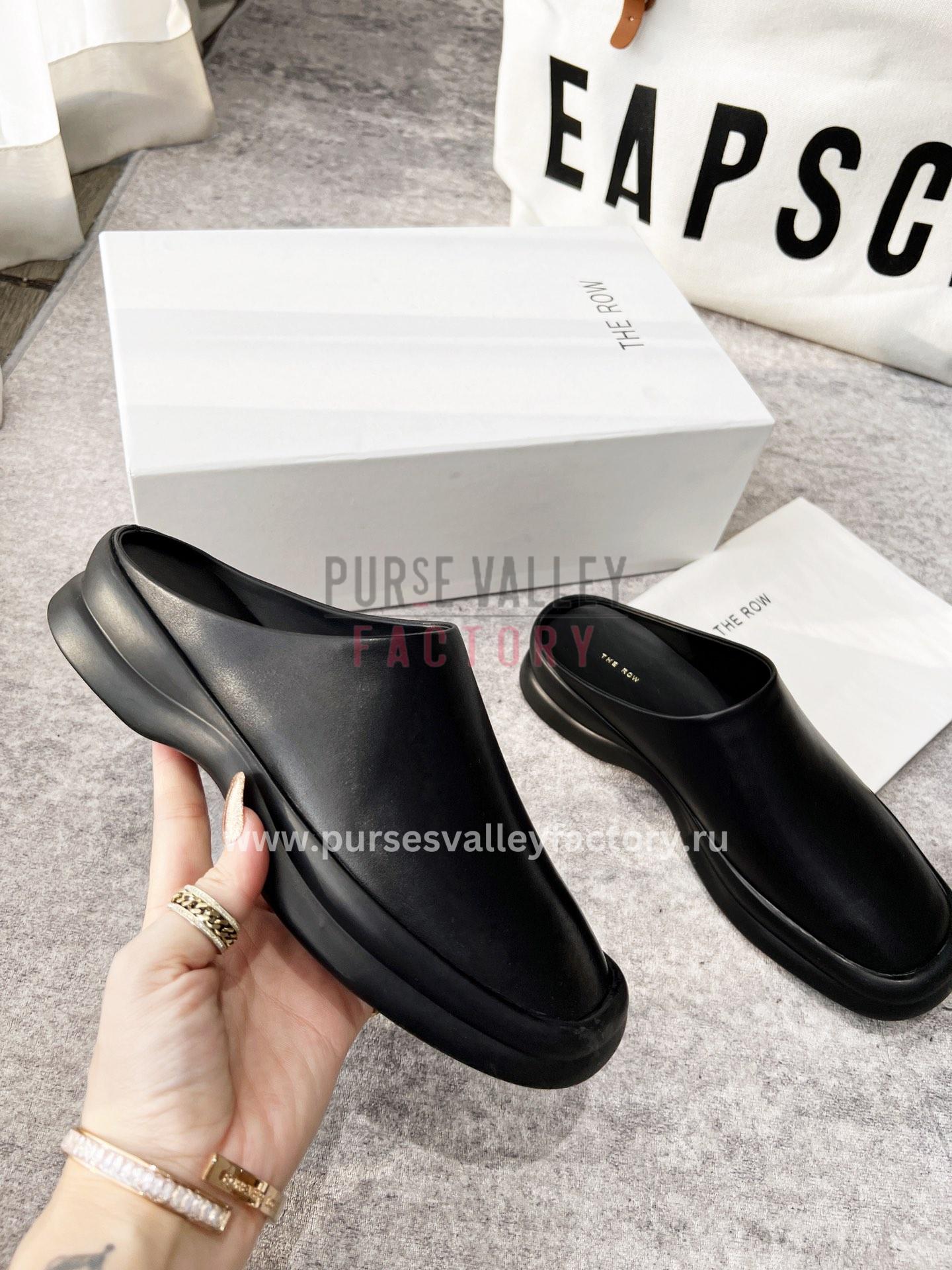 PVF_140923_THE_ROW_-mules_and_slides-2-7