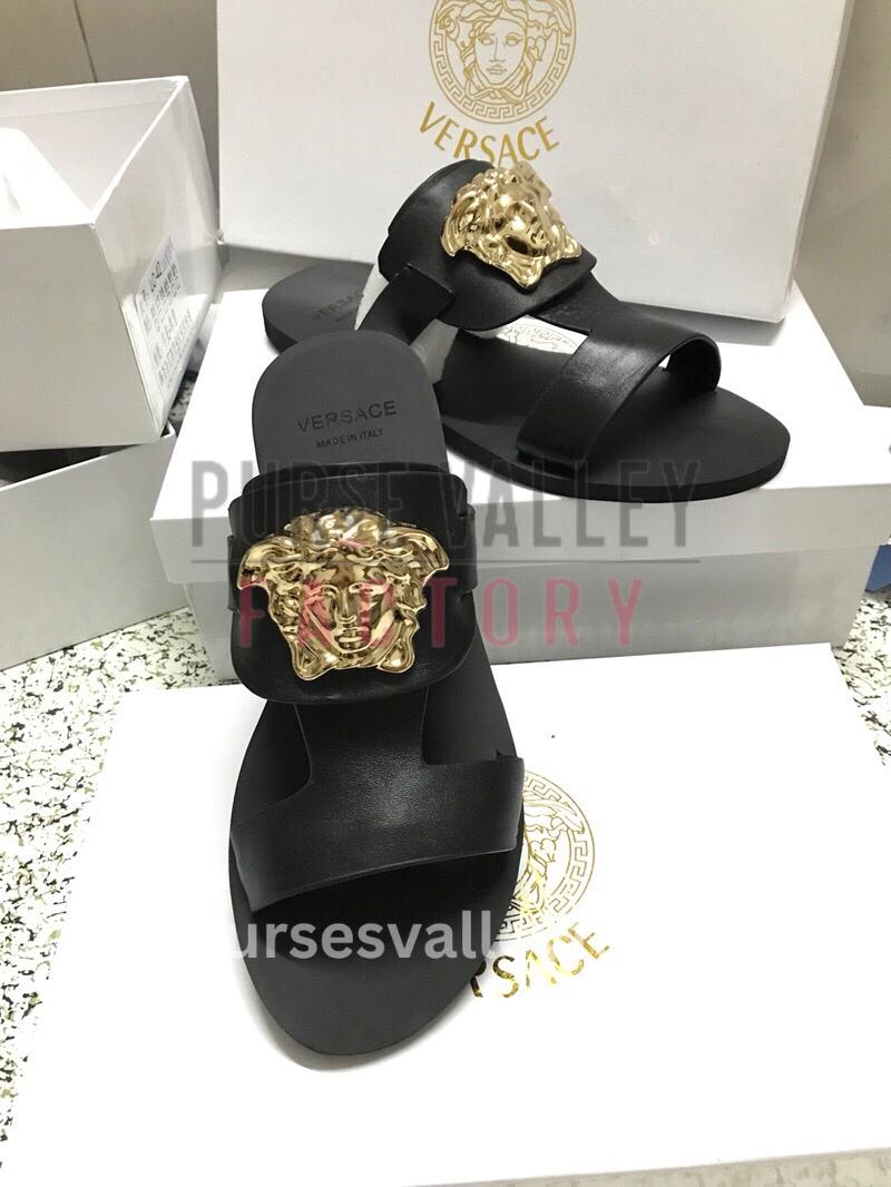 PVF_140923_VERSACE_-sandals_and_espadrilles-14-3
