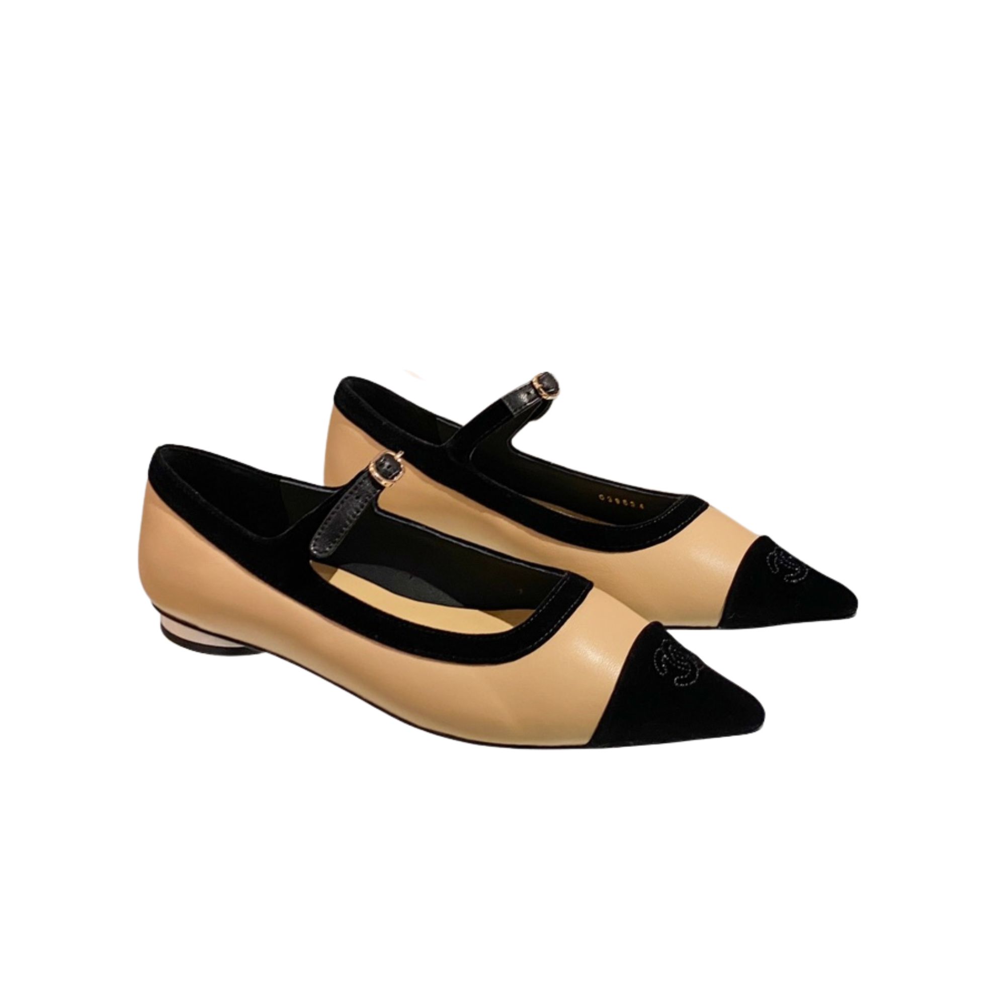 CHANEL MARY JANES BEIGE G39604