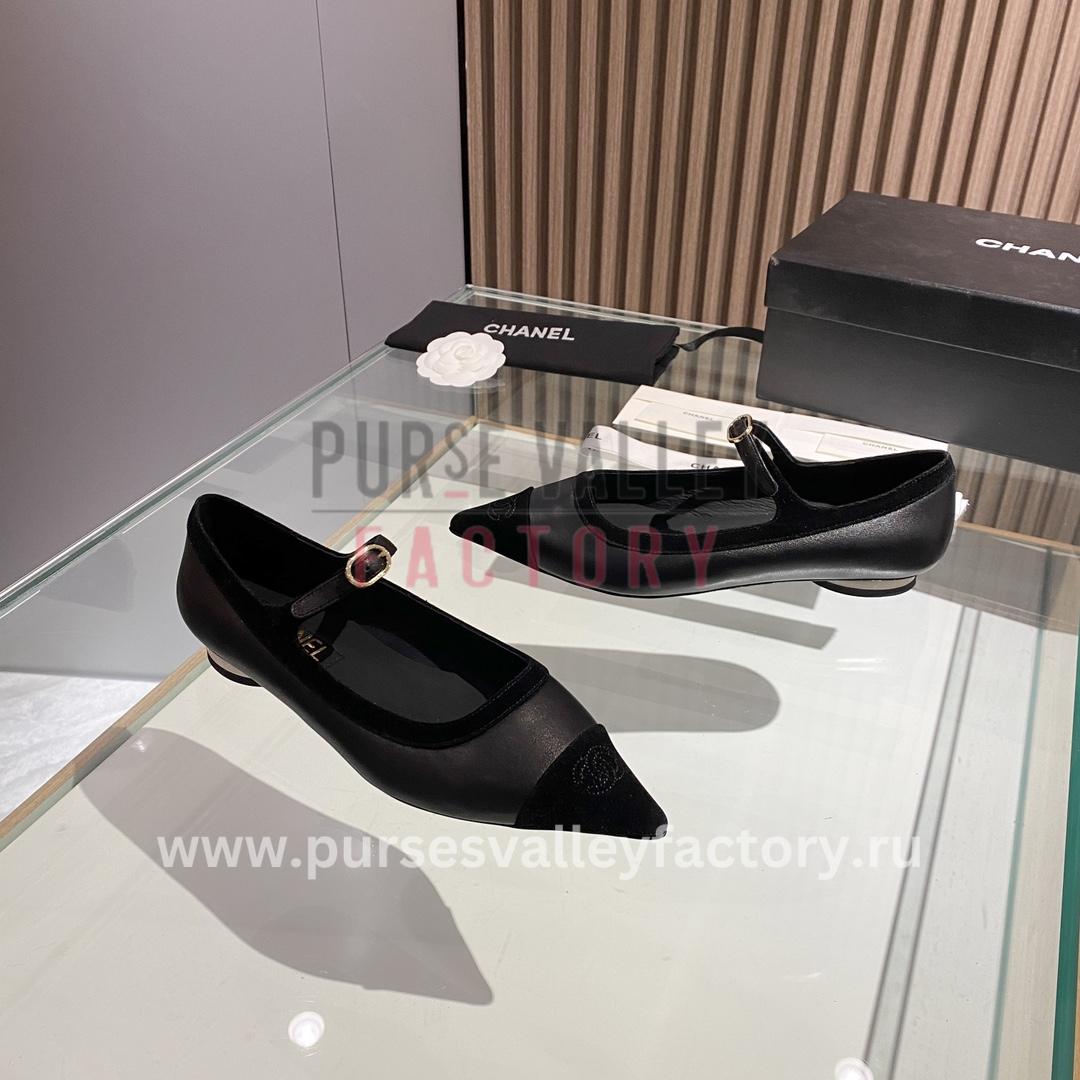 PVF_CRCTD220923_CHANEL_-mary_janes-8-3