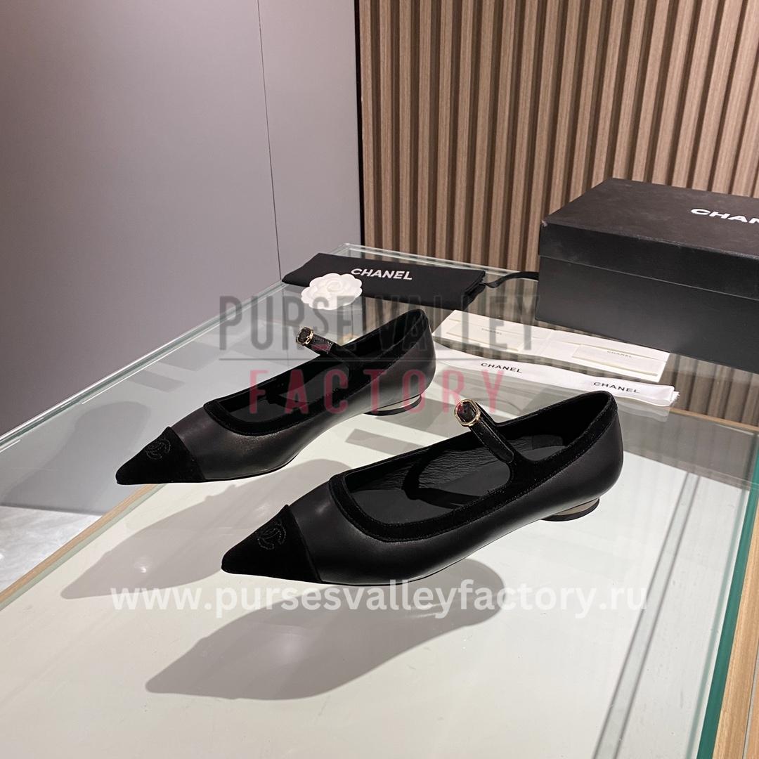 PVF_CRCTD220923_CHANEL_-mary_janes-8-4