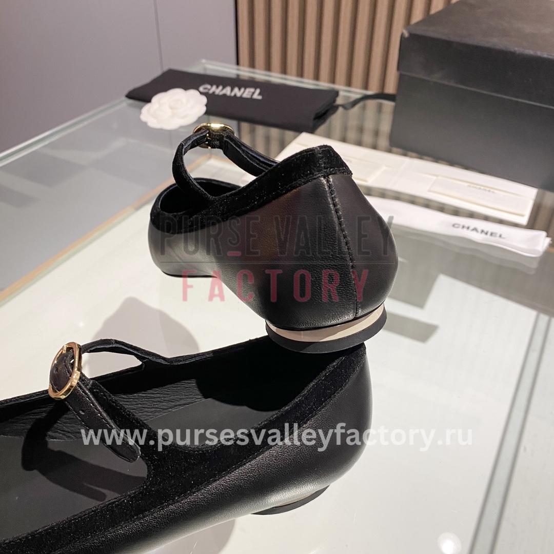 PVF_CRCTD220923_CHANEL_-mary_janes-8-5